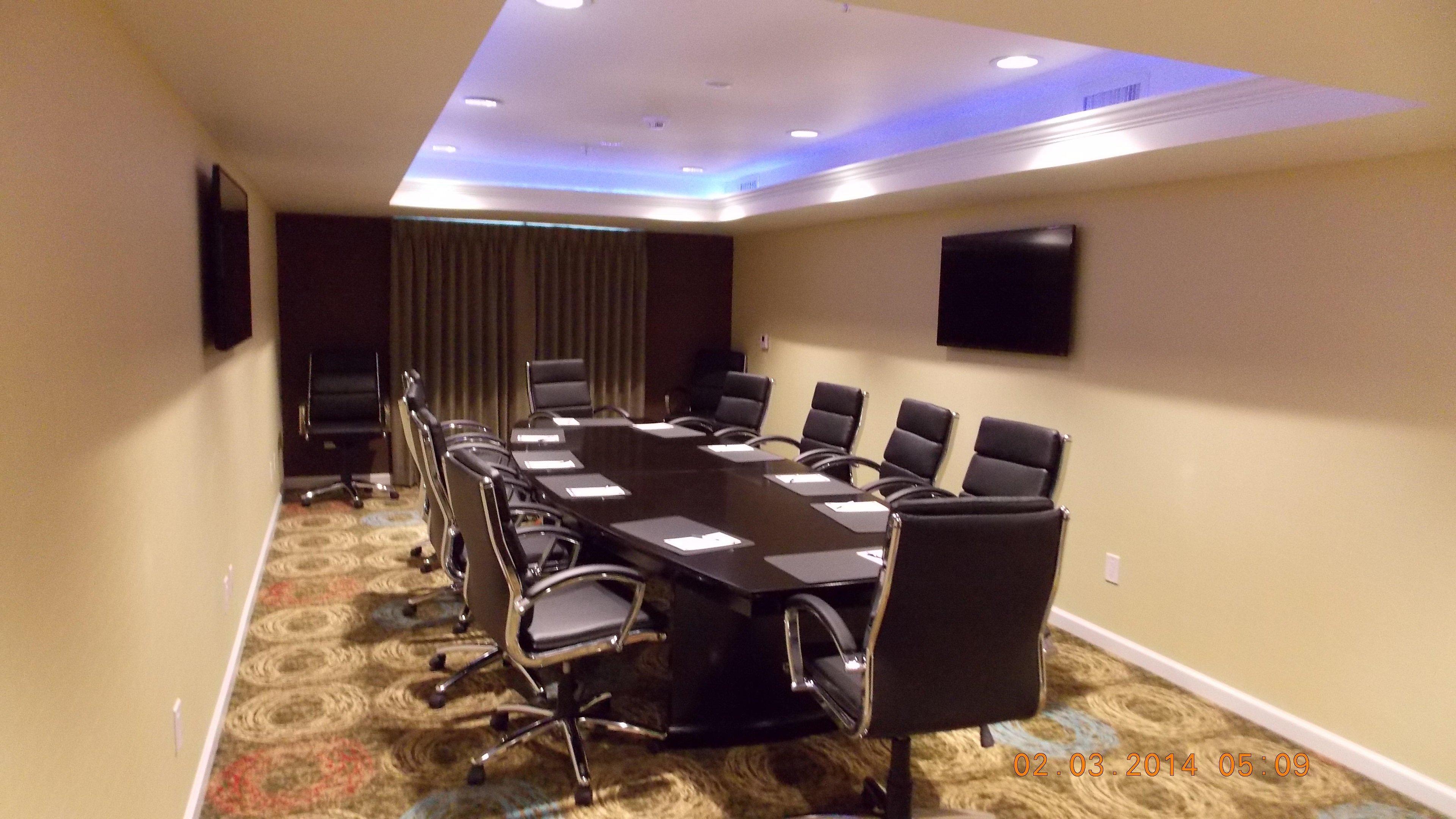 Holiday Inn Express Bakersfield By Ihg Exterior photo