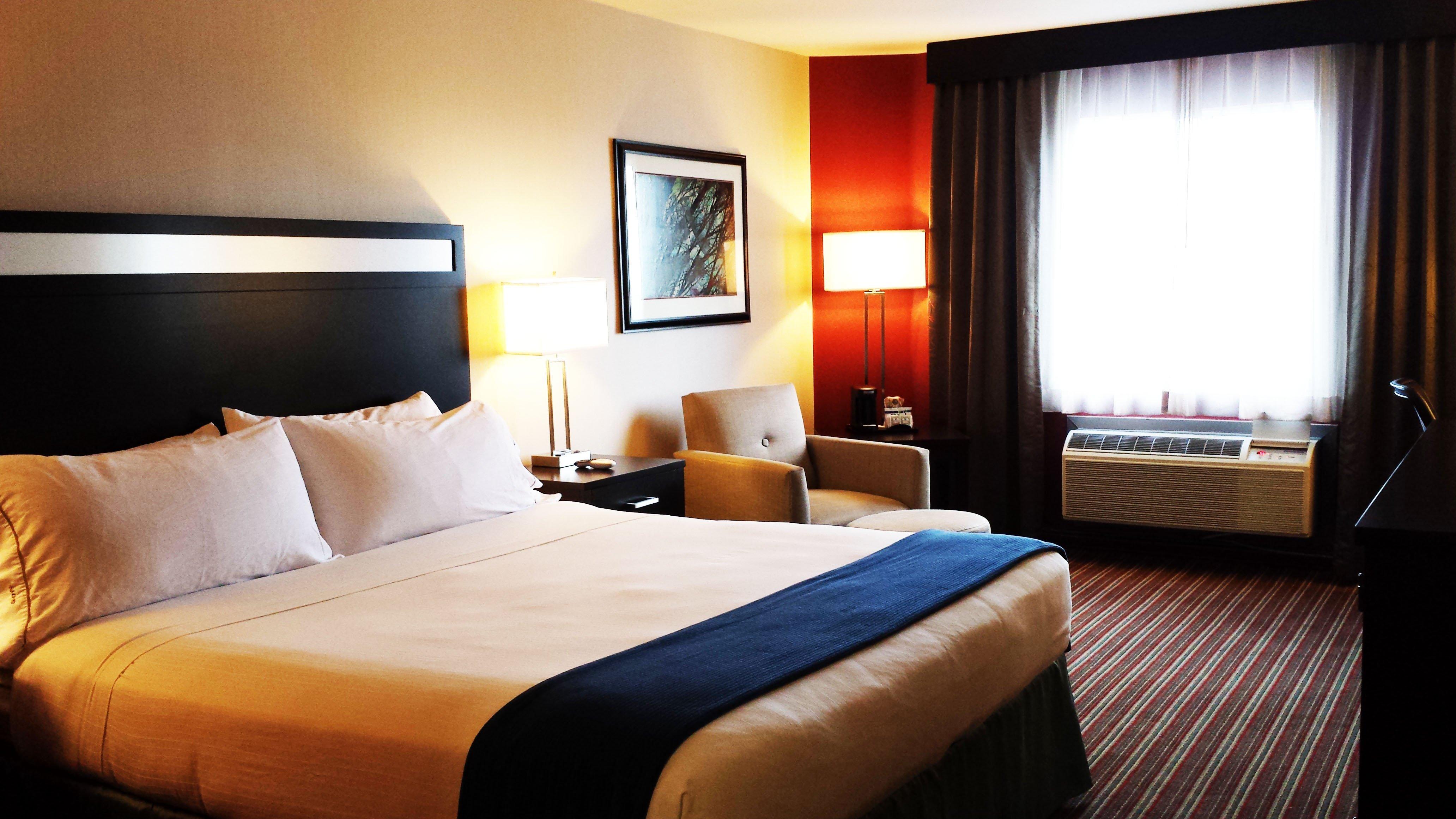 Holiday Inn Express Bakersfield By Ihg Exterior photo