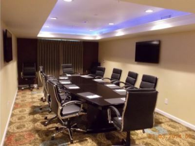 Holiday Inn Express Bakersfield By Ihg Exterior photo